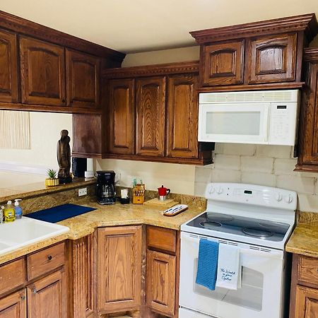 Brownsville Comfort 2 Bedroom 1 Bath , Spacious Kitchen And Outdoor Home Luaran gambar