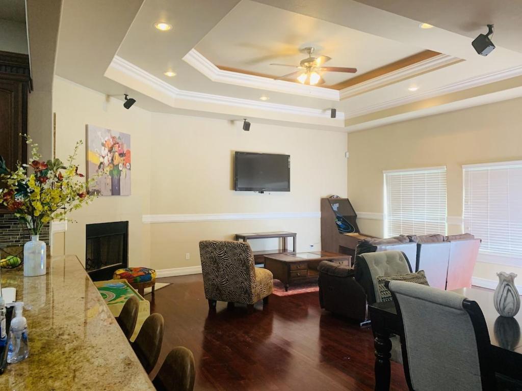 Brownsville Comfort 2 Bedroom 1 Bath , Spacious Kitchen And Outdoor Home Luaran gambar