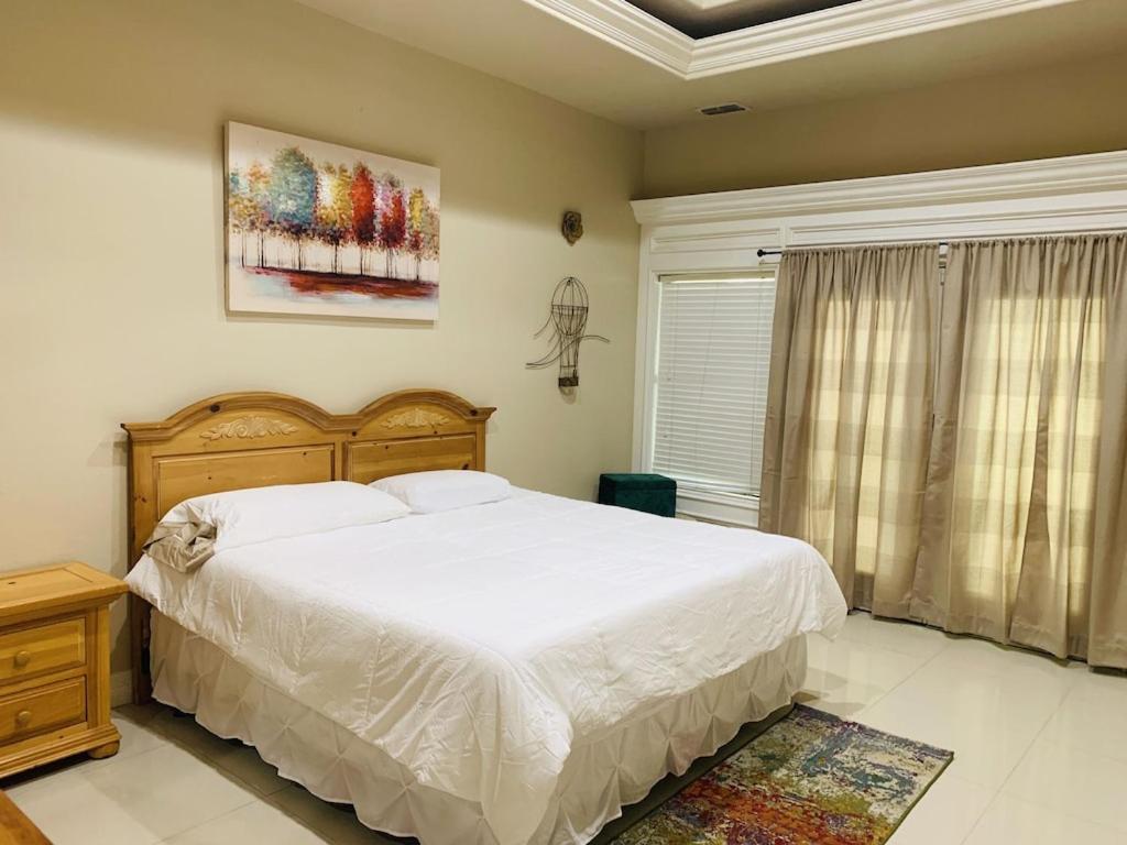 Brownsville Comfort 2 Bedroom 1 Bath , Spacious Kitchen And Outdoor Home Luaran gambar