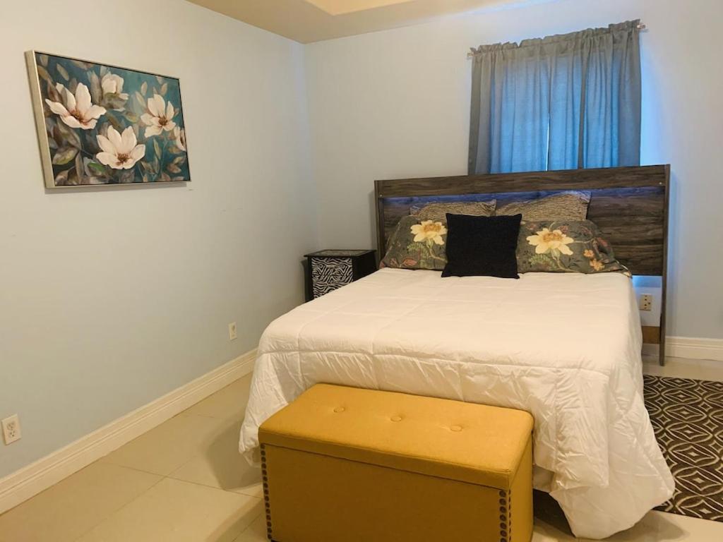 Brownsville Comfort 2 Bedroom 1 Bath , Spacious Kitchen And Outdoor Home Luaran gambar