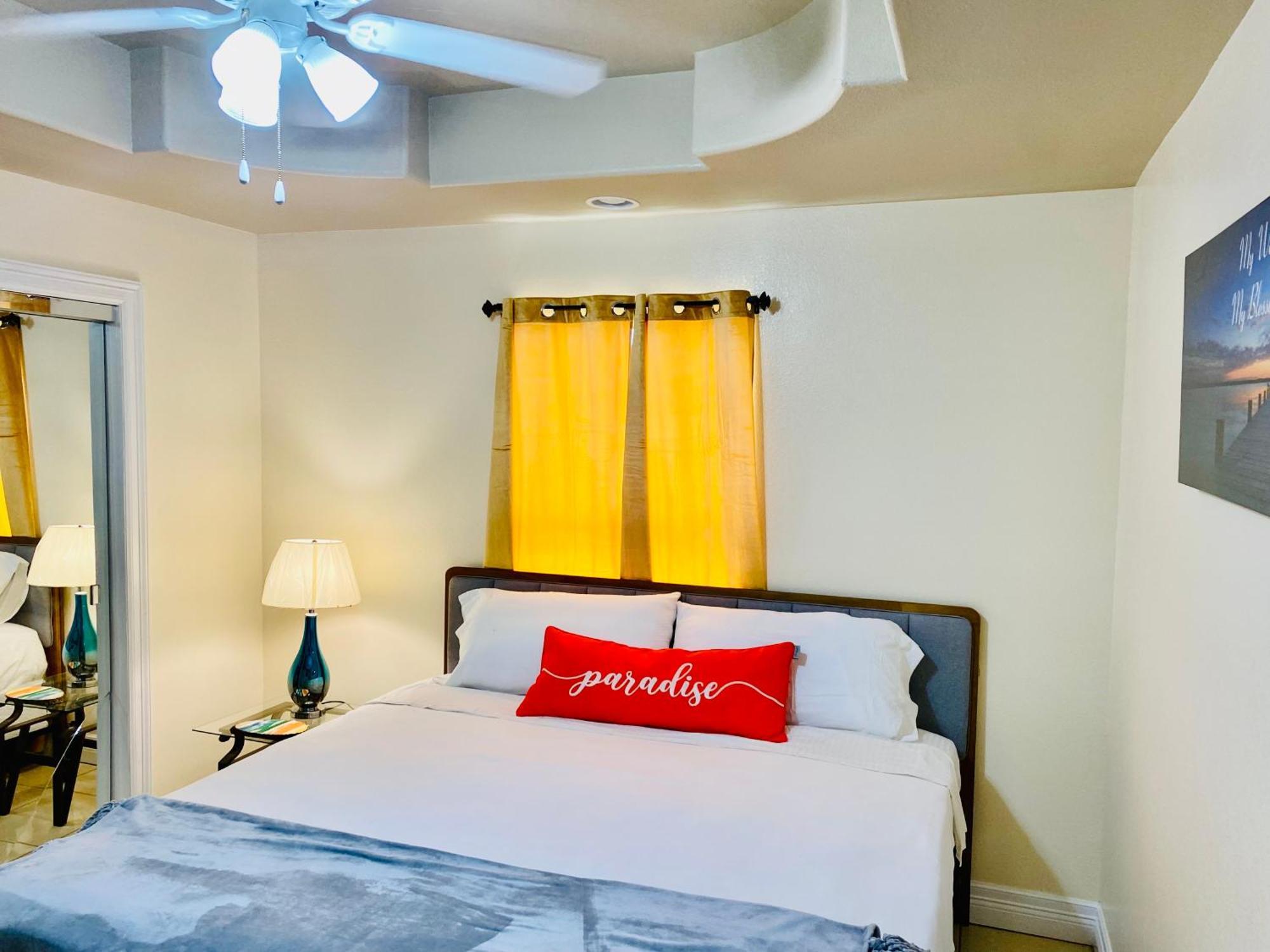 Brownsville Comfort 2 Bedroom 1 Bath , Spacious Kitchen And Outdoor Home Luaran gambar