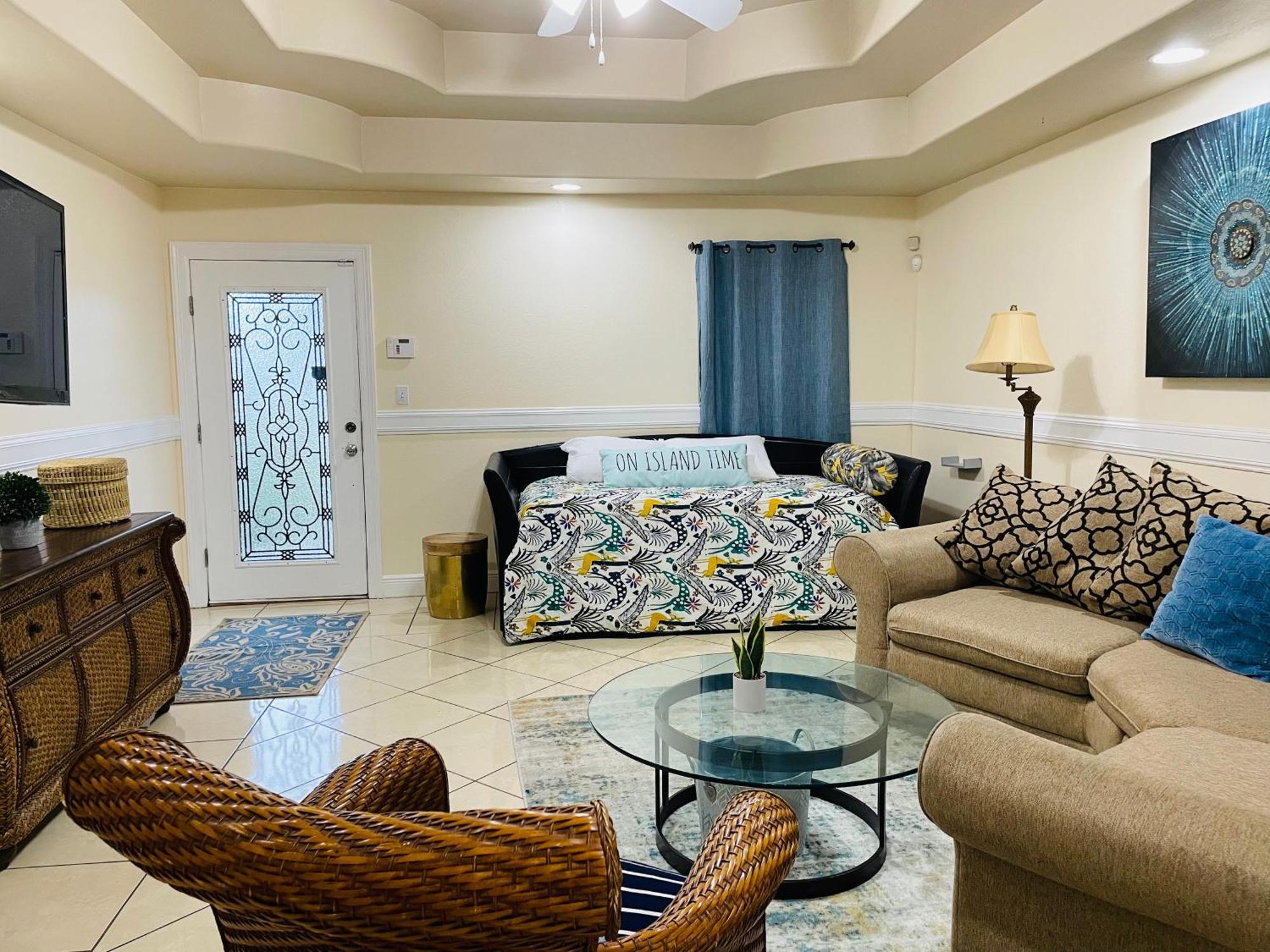 Brownsville Comfort 2 Bedroom 1 Bath , Spacious Kitchen And Outdoor Home Luaran gambar